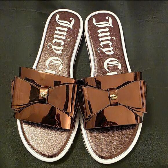BRAND NEW JUICY COUTURE YAEL BOWNOT RHINESTONE SLIDER R3 - Picture 1 of 14